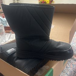 Snow Boots