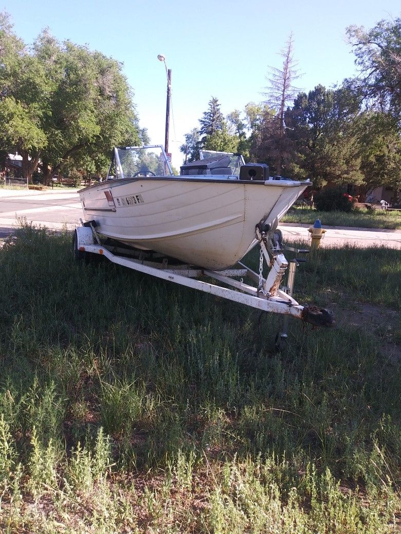 Starcraft Boat And Trailer