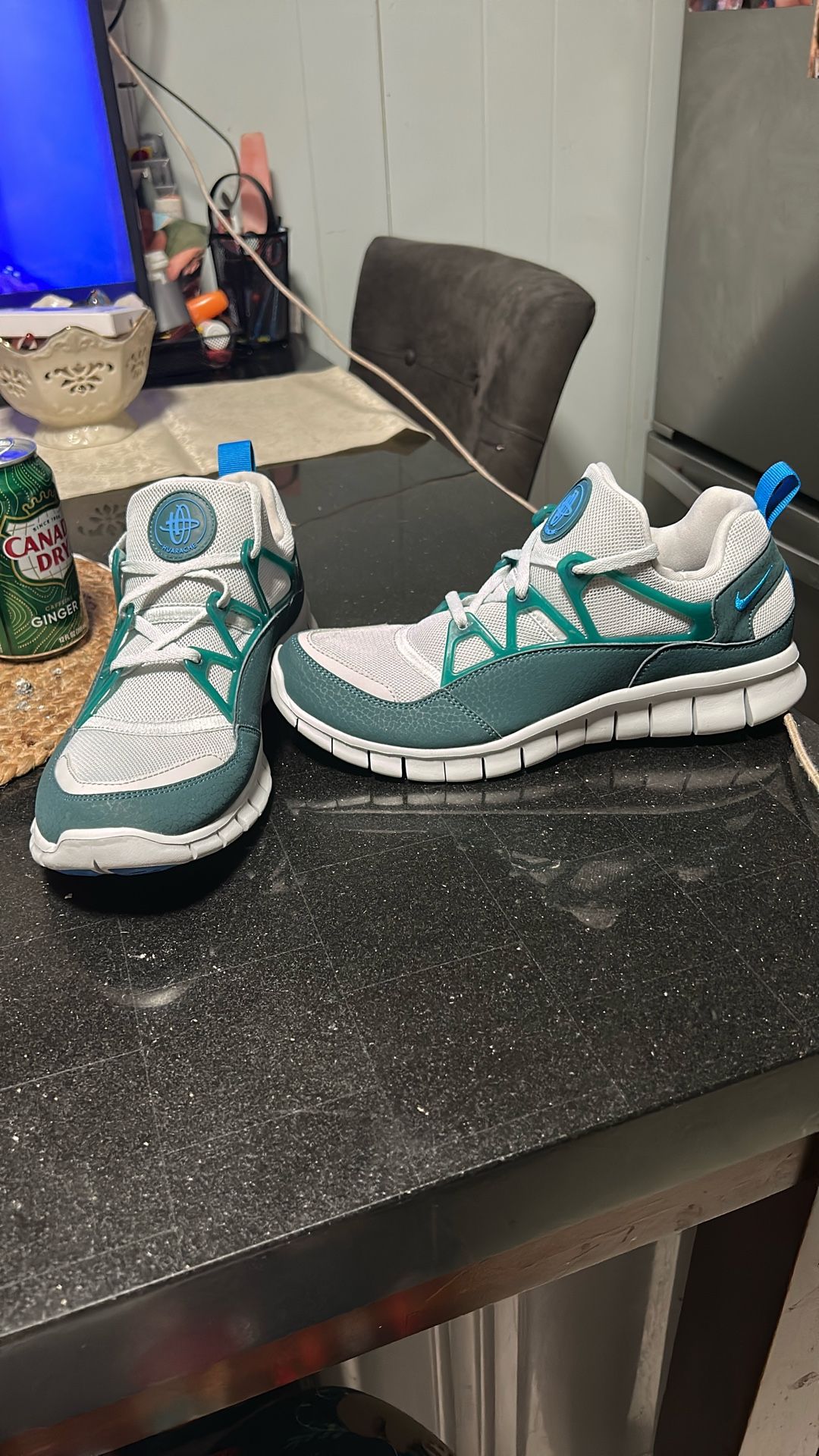 Nike men Shoes