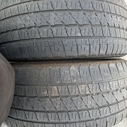 (2) 285/45R22 PAIR OF USED TIRES BRIDGETONE 60% LIFE !!