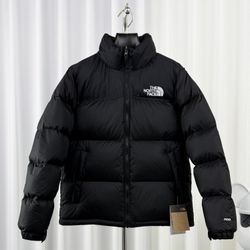 The North Face Men’s 1996 Retro Nuptse Jacket (Men’s L)