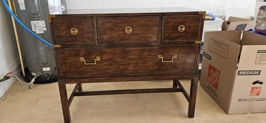 HENREDON Chest Of Drawers