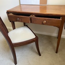 Desk/Sewing Table/Craft Table