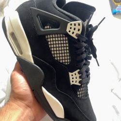 Jordan 4 White Thunder 