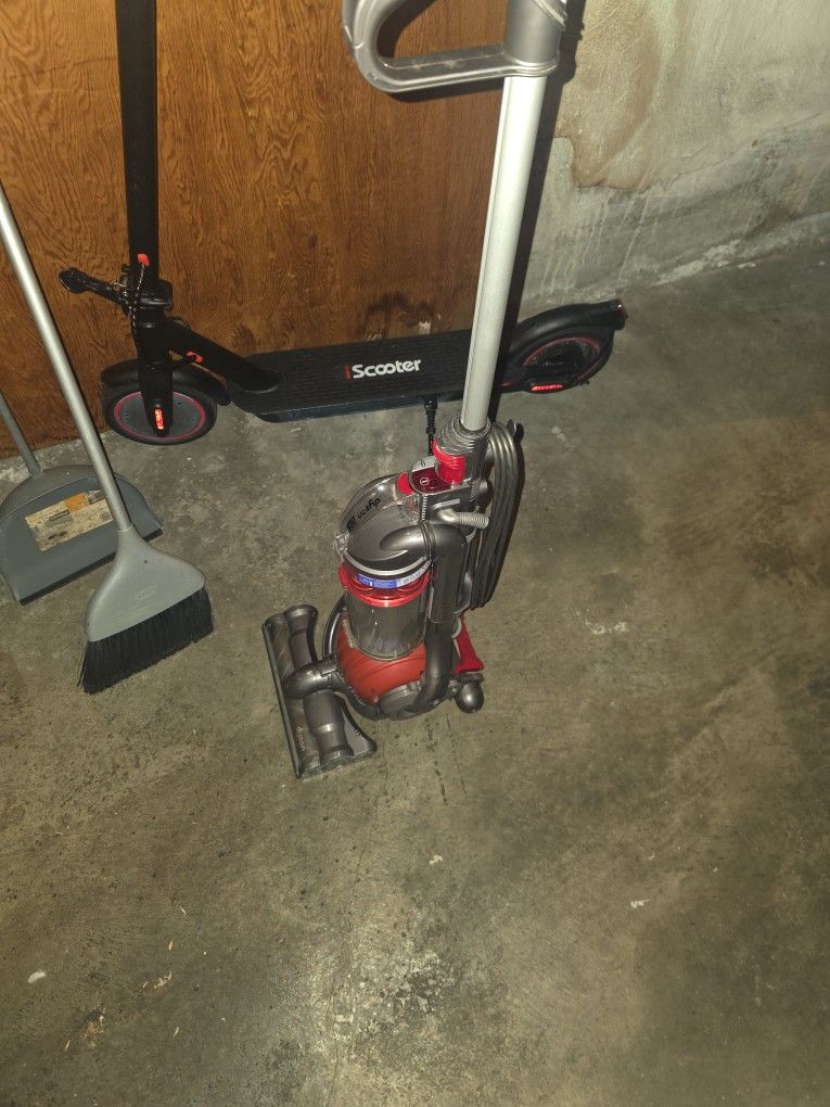 Dyson Vacume