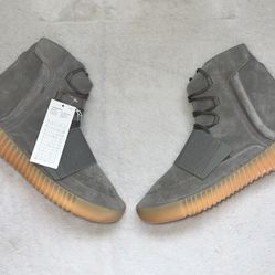 Yeezy 750 “Grey Gum” 🩶