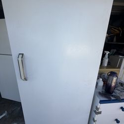 Tappan Upright Freezer