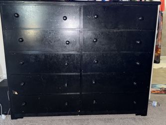 Black Dresser