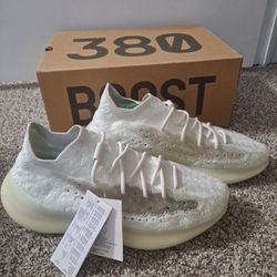 Adidas Yeezy Calcite sz: 11.5