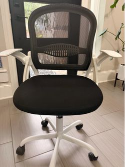 Desk chair