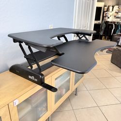 Elevated computer desk (New)