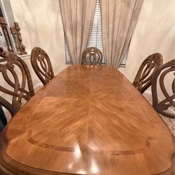 Michael AMINI Dining Room Set ( Deliver Include In Price ) 