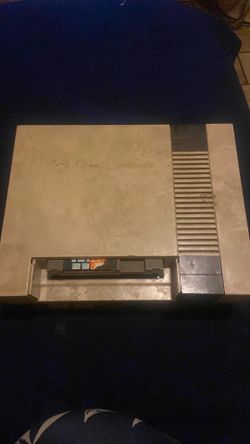 Nintendo NES-001