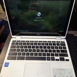 Acer N15Q8 "Touch Screen" Chrome Book (Works Perfectly)