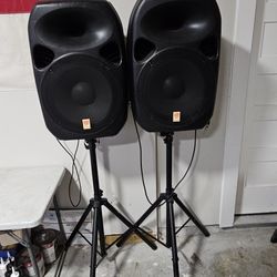 Rockwell Speakers  Bluetooth  Good Condition 