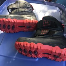 Nice kids insulated boots only $10 firm