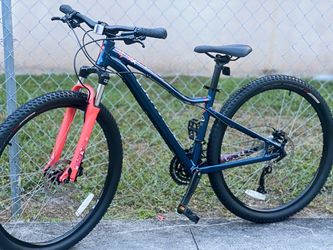 Specialized Mika 27.5” Mountain Bike with Suspension Fork