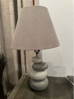 2 end table lamps