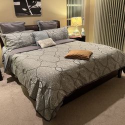 Gorgeous 6-piece Solid Wood Cal- King bedroom