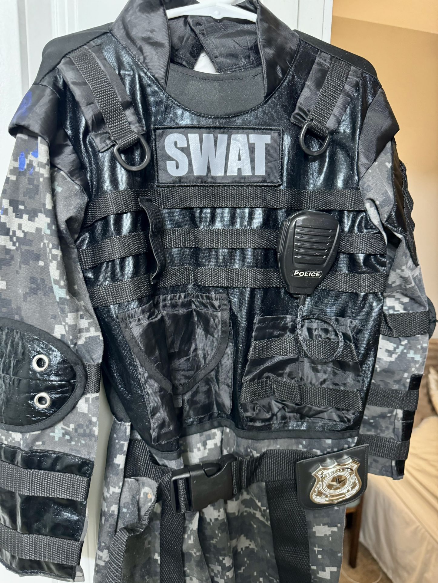 Boys Size 5/6 SWAT Halloween Costume
