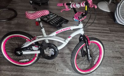 Hello kitty bike