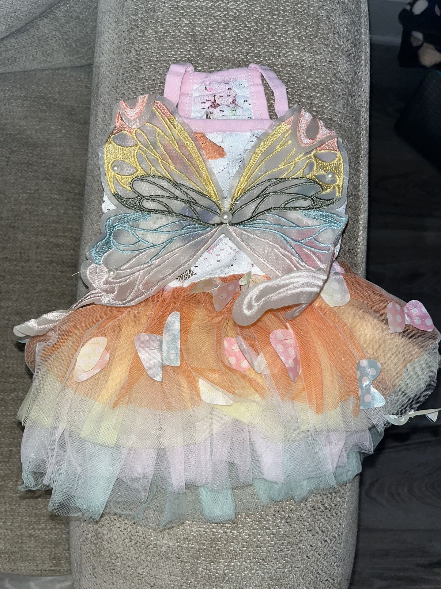 Med Butterfly Dog Dress 4-6 Pounds