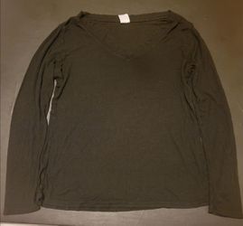 Black Long Sleave V-neck Top