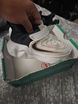 Kids sneakers Adidas & Nike Giannis Immortality [size 1]$50