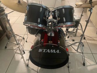 Tama 5 piece drum set