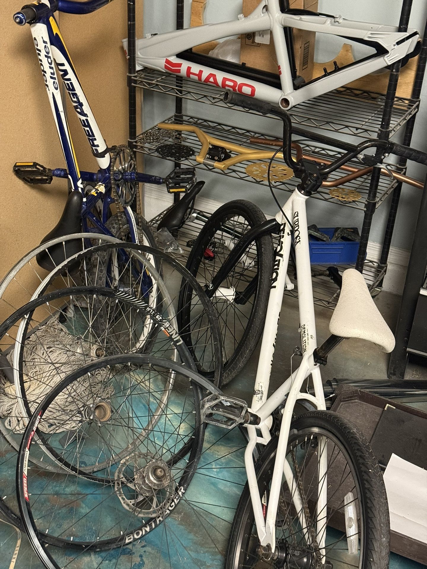 Bike Lot Must Take All Se Racing, Free Agent Haro