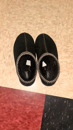 Men’s black uggs