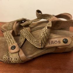 Taos Trulie Camel Leather Woven Straps Size 6-6.5/37 Women's Sandals Tan Brown