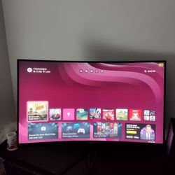 Xbox Series XS 2 Controllers And A Curved Monitor!