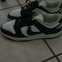 Nike Dunk Low Next Nature “Panda”