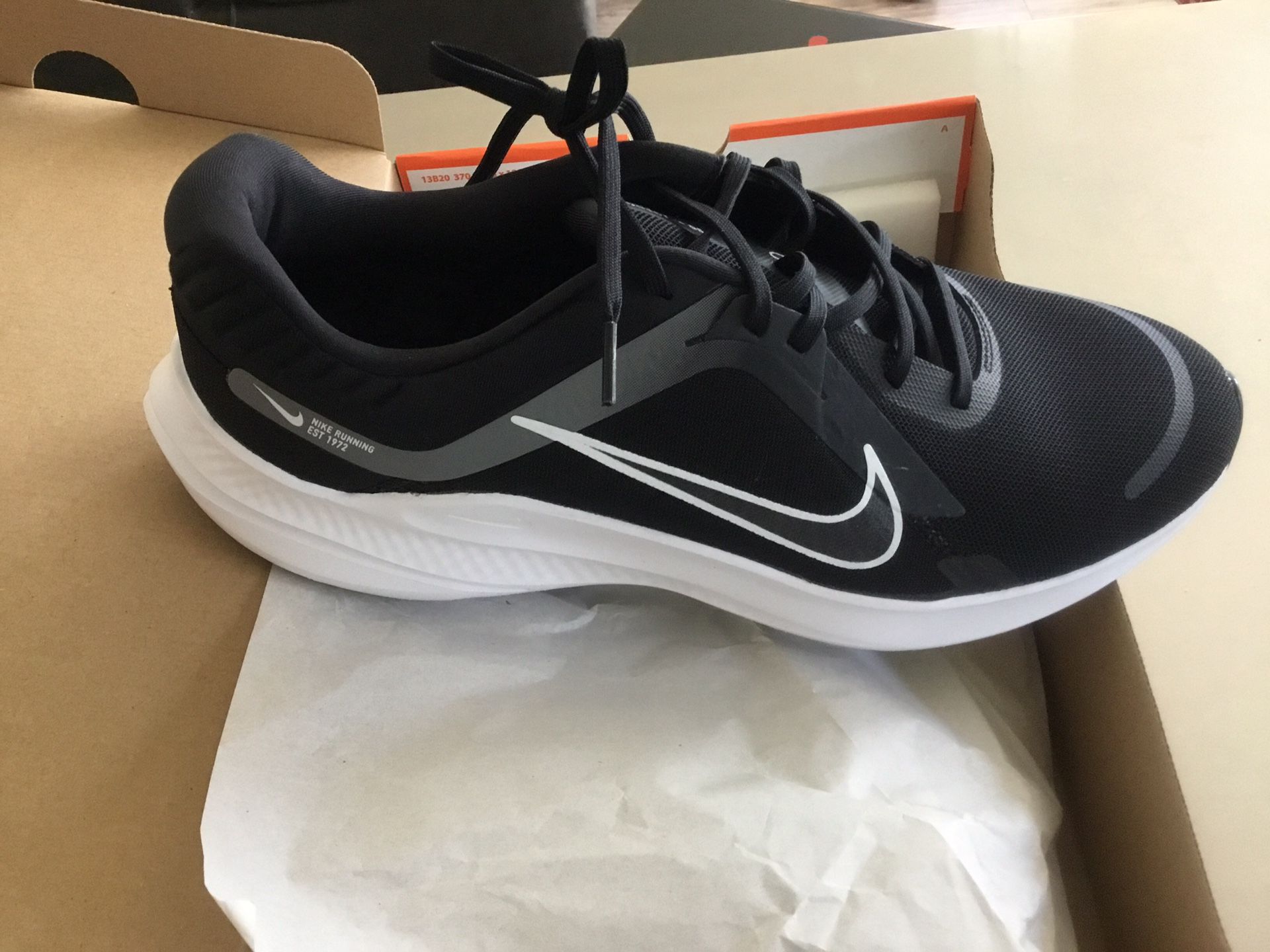 New Men’s Nike Quest 3 size 13