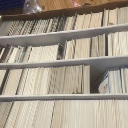 Lot of over 1000 baseball and basket ball cards from 90’s