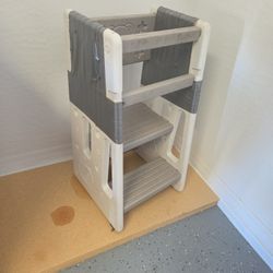 Toddler Kitchen Counter Tower