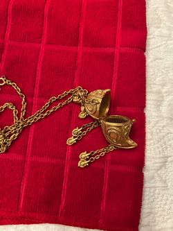 Este lauder perfume chain