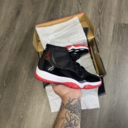 Jordan 11 “Bred”