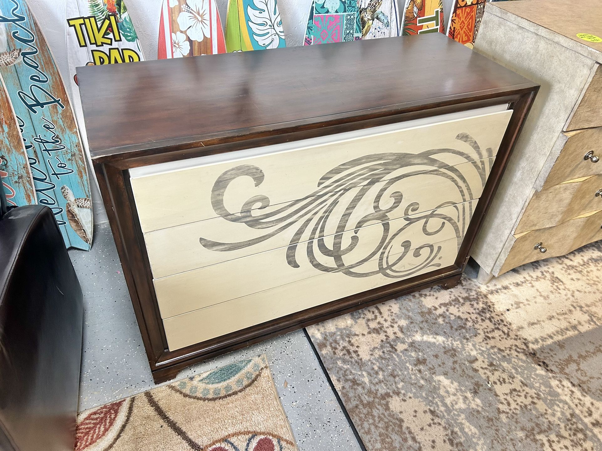 Hooker Furniture Chest Dresser 