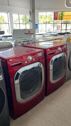 LG Steam Front-Load Washer and Dryer Set