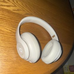 Beats 3 Studio Pro