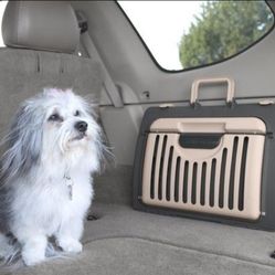 SPORT PET Designs Foldable Travel Cat Or Small Dog Carrier w/ Bed - Front Door Plastic Collapsible Carrier
/New