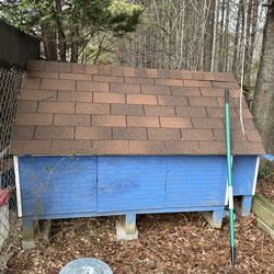 Chicken Coop With Cage
