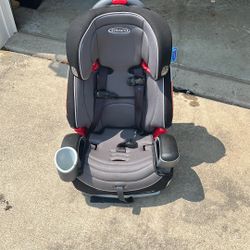 Graco car seat & Booster - Nautilus 65 Extend To Fit 