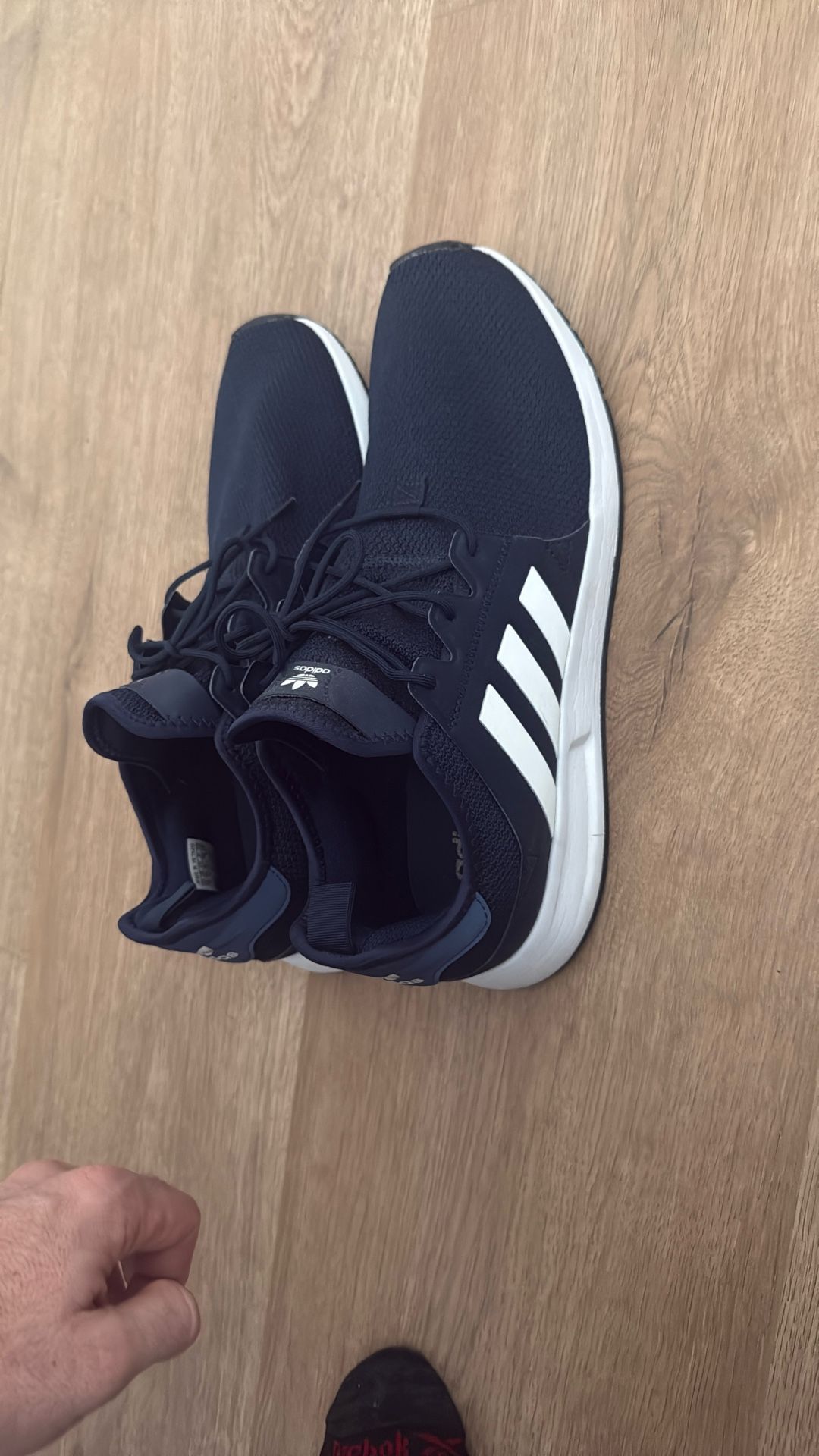 Side 12 Adidas - New — Wore Once