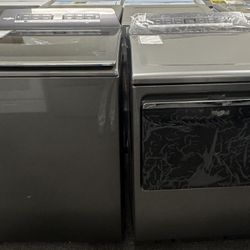 Whirlpool Top Load Washer/Electric Dryer