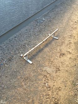 2 skate board grind rails