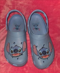 Crocs Unisex-Adult Disney Stitch Classic Clogs
Men's 10 women 12