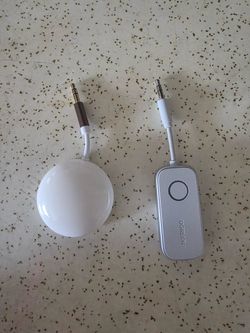 Airplane audio transmitter and receiver for airpods